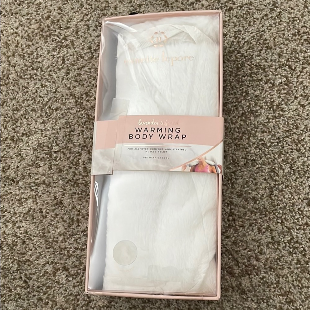 Nanette Lepore White and Pink Relaxation Wrap